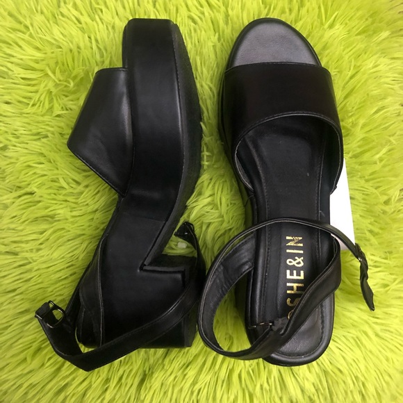 Black Chunky Heels - Picture 1 of 5